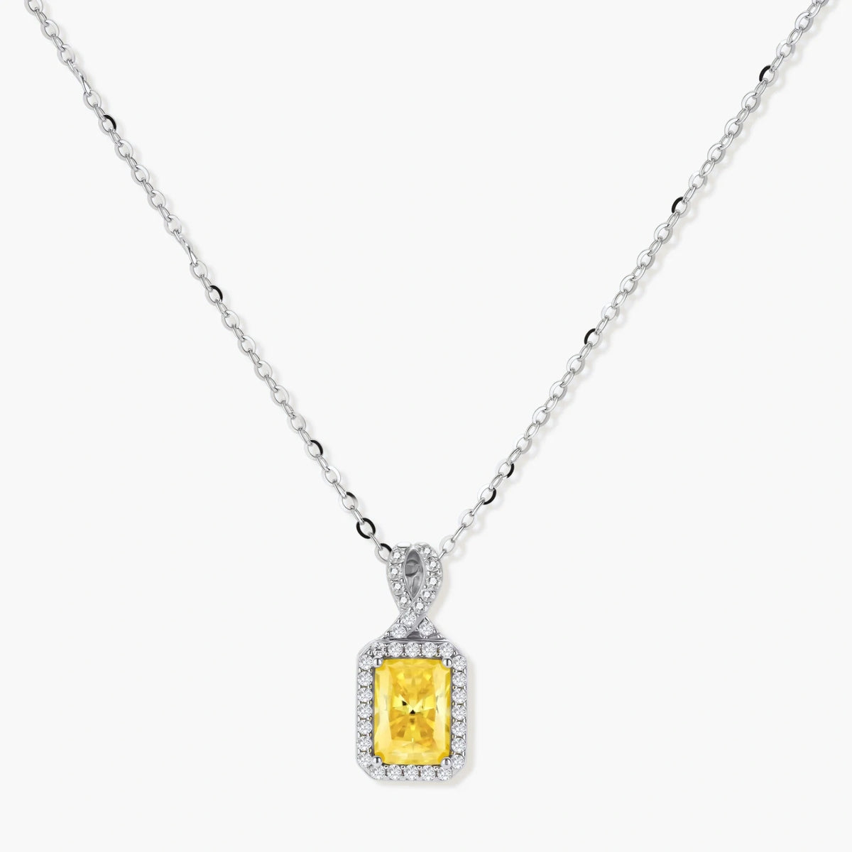 Golden Radiance Moissanite Set - VettedArc