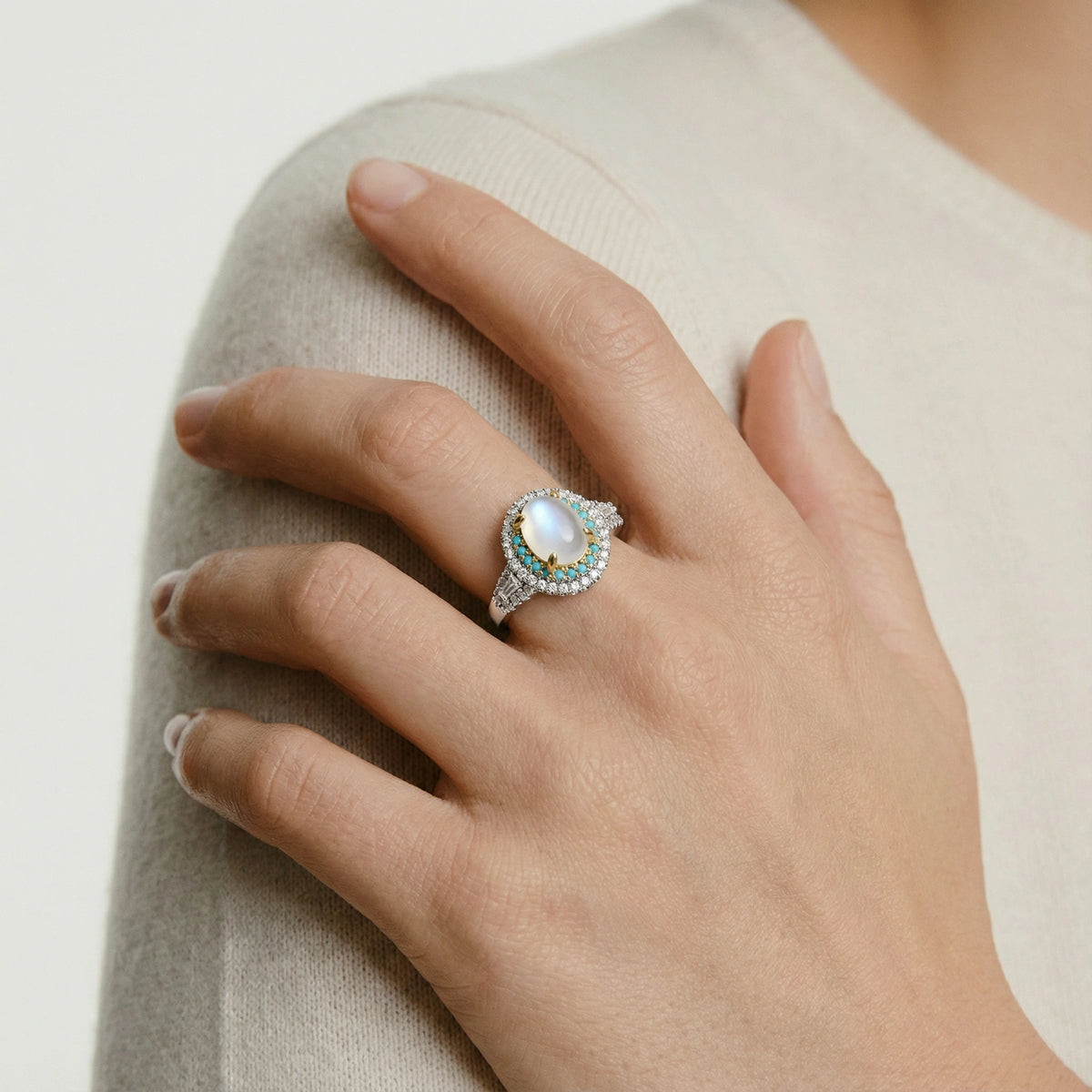 Sea Mist Halo Ring - VettedArc