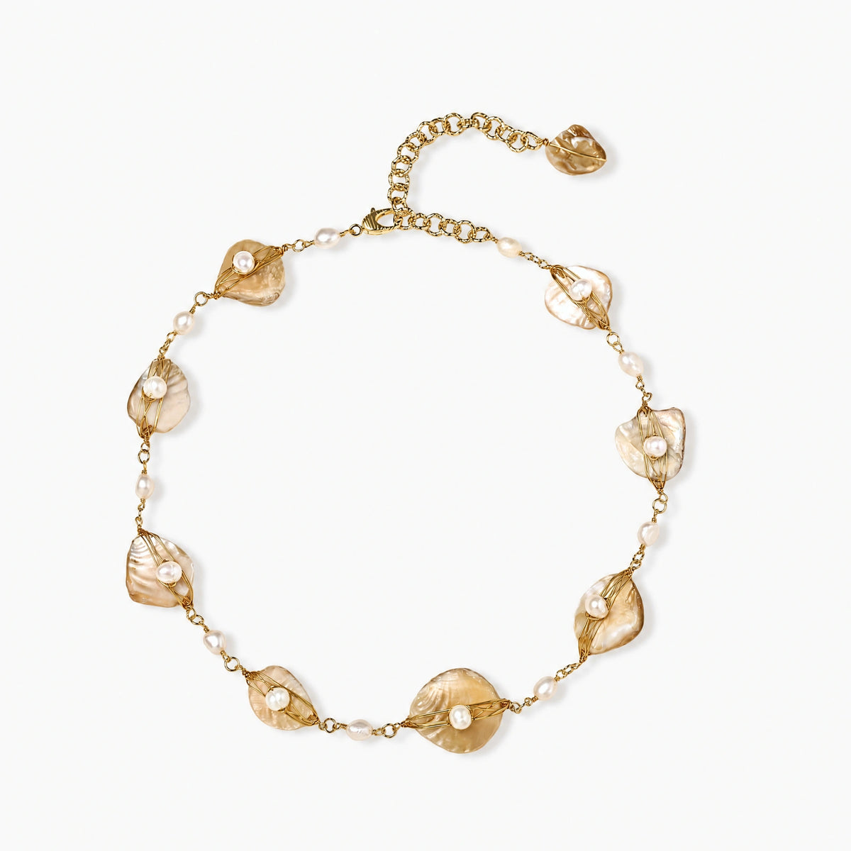 Golden Leaf Pearl Necklace - VettedArc
