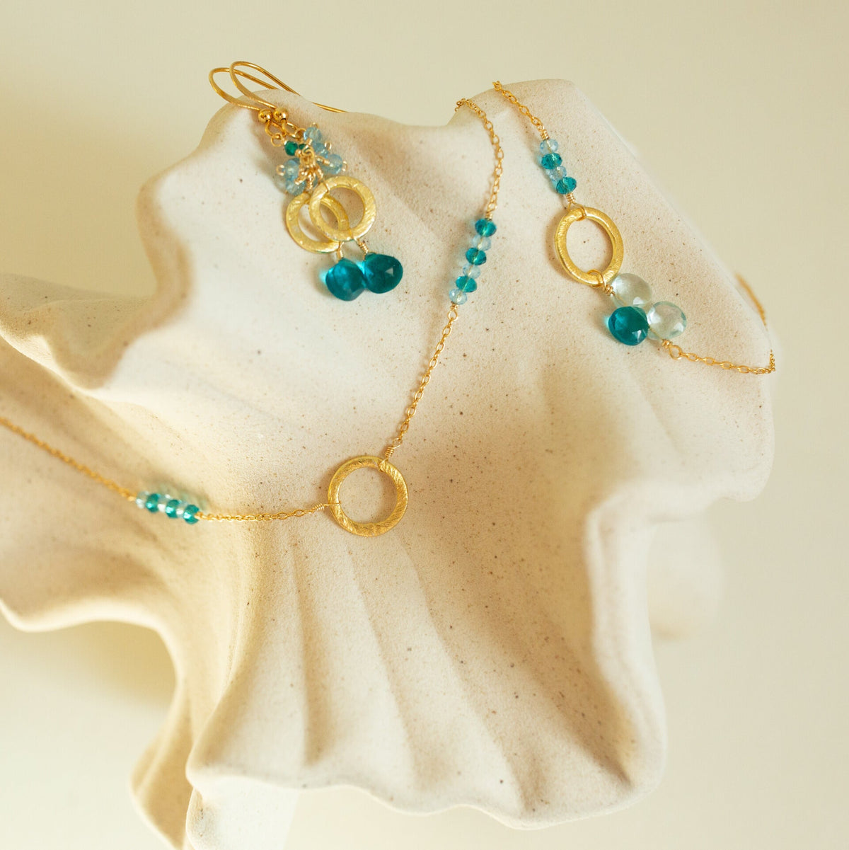 Aquamarine Solara Necklace
