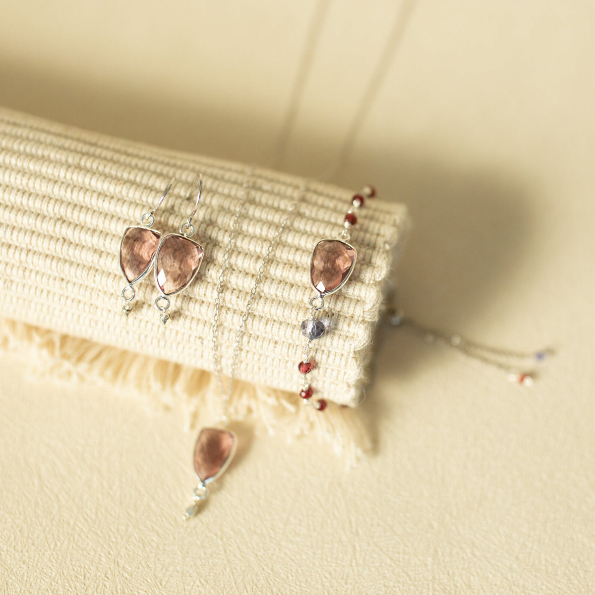 Green Amethyst Gold Isla Collection