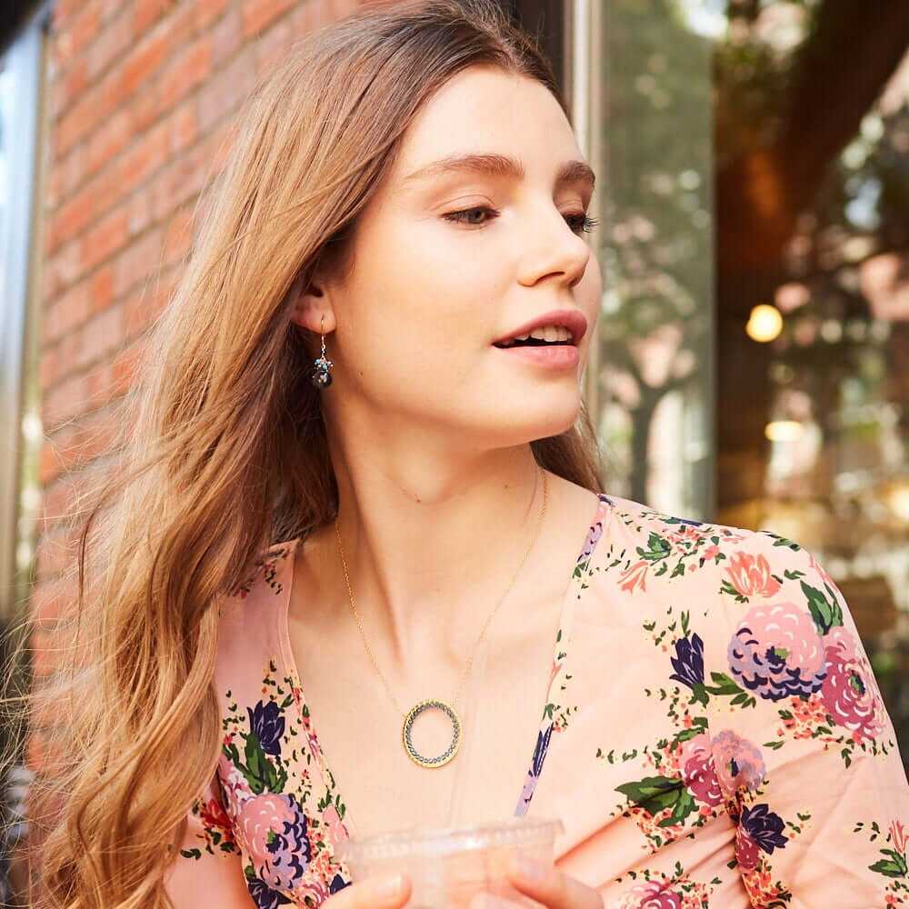 London Blue Quartz Halo NecklaceThe Halo collection was our very first one. Intended to symbolize the intricate, universal energy woven within us all. This beautiful necklace is ultra lightweight aNecklacesPARKEN JEWELRYVettedArcLondon Blue Quartz