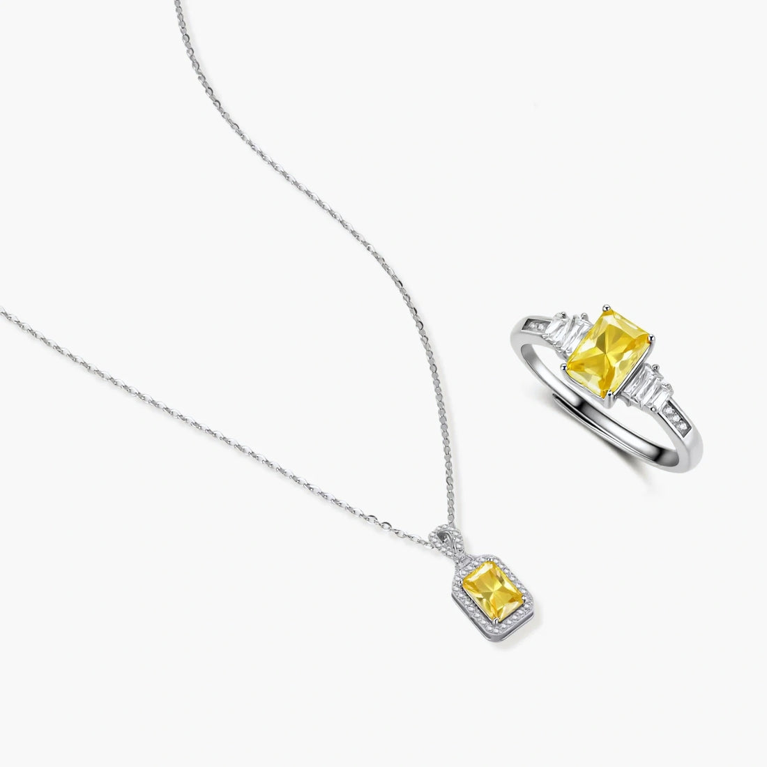 Golden Radiance Moissanite Set - VettedArc