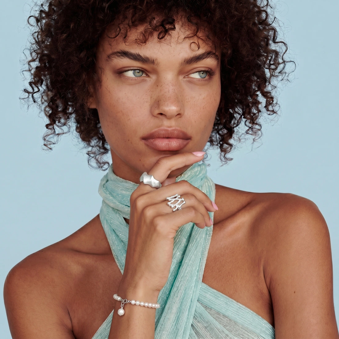 Pearlescent Dreams Bracelet - VettedArc