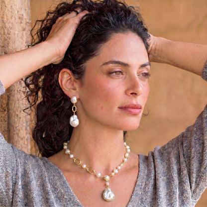 Lumina Pearl Station Necklace