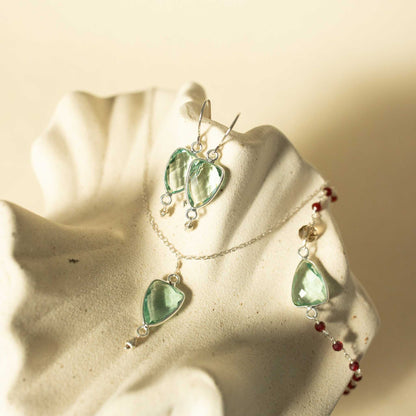 Green Amethyst Gold Isla BraceletLightweight and timeless, our Isla Bracelet is made to be cherished and worn often—adding polish to everyday looks while elevating special moments. 
A modern classicBraceletsPARKEN JEWELRYVettedArcGreen Amethyst