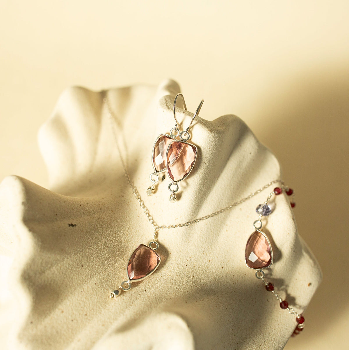 Rhodolite Garnet Silver Isla Collection