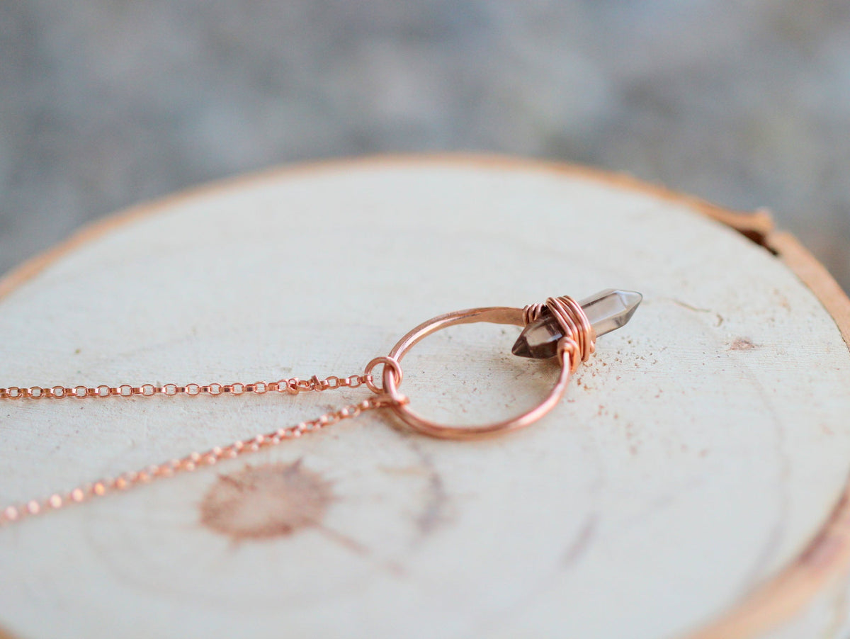 Faceted smoky quartz crest pendant necklace, natural brown gemstone detail