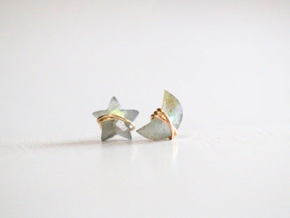 Moonbeam &amp; Stardust Studs - Labradorite
