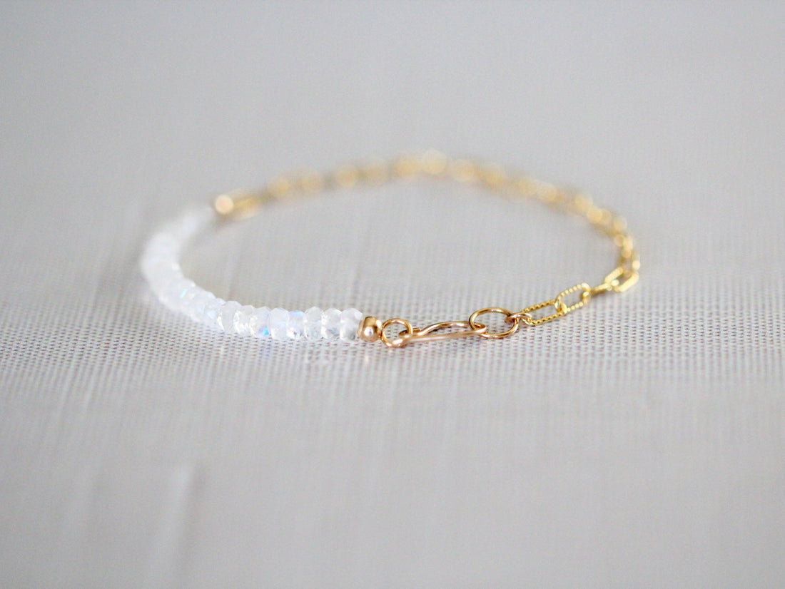 Cara Beaded Bracelet - Moonstone