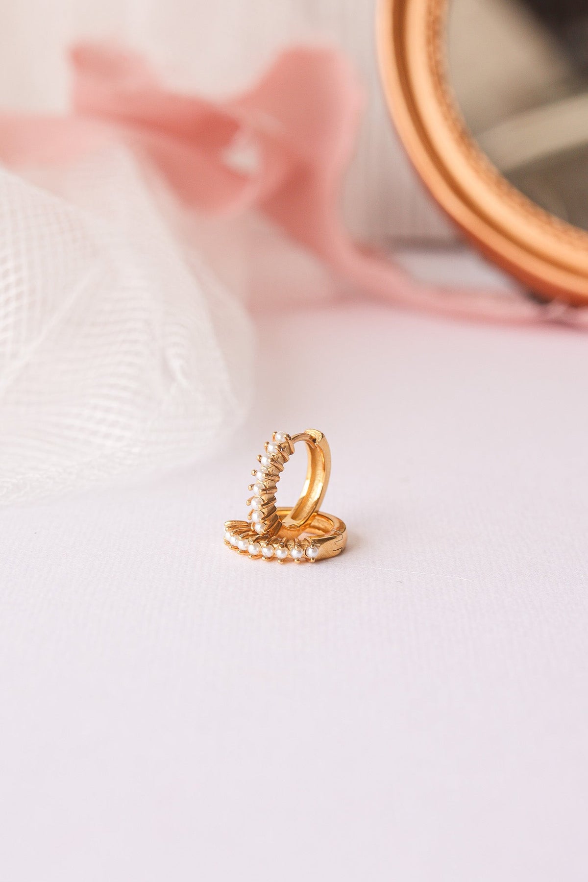 Pearl Mini Hoop