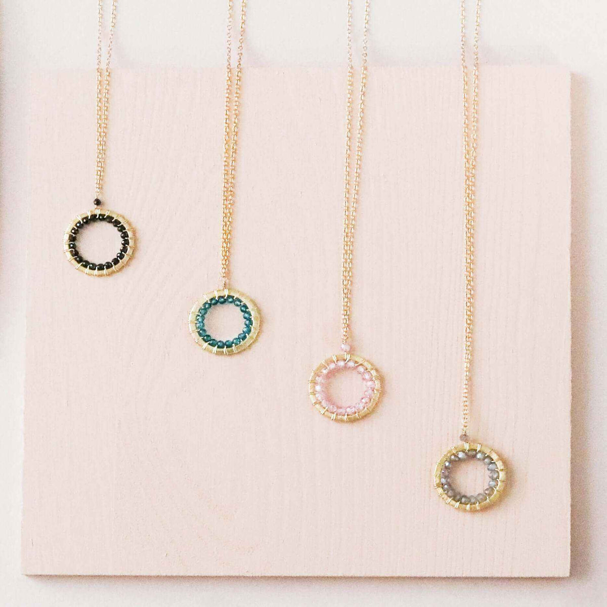 Labradorite Halo Mini Gold PendantThe Halo collection was our very first one. Intended to symbolize the intricate, universal energy woven within us all. This beautiful necklace is ultra lightweight aNecklacesPARKEN JEWELRYVettedArcLabradorite Halo Mini
