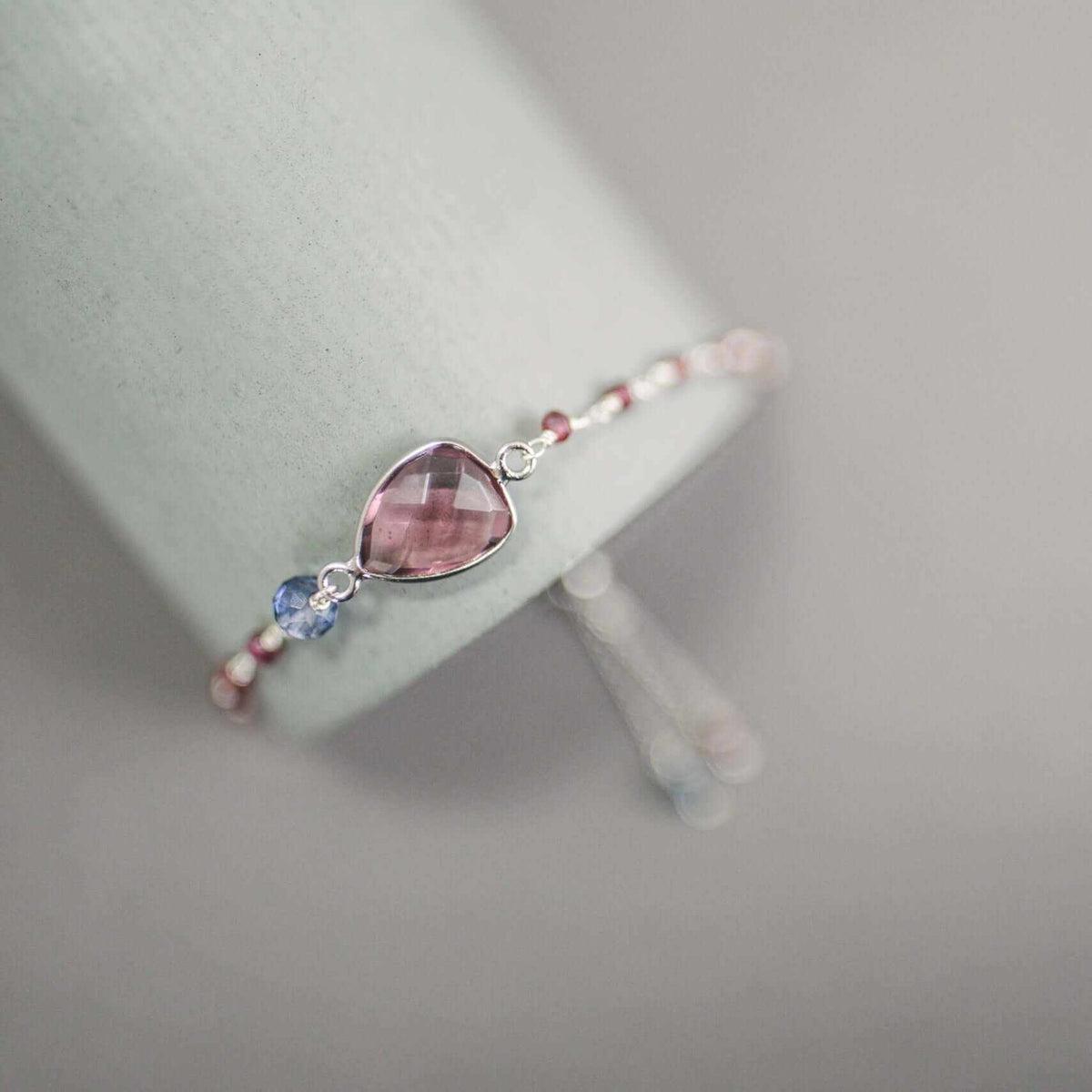London Blue Quartz Gold Isla BraceletLightweight and timeless, our Isla Bracelet is made to be cherished and worn often—adding polish to everyday looks while elevating special moments. 
A modern classicBraceletsPARKEN JEWELRYVettedArcLondon Blue quartz