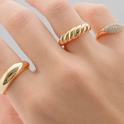 Croissant Ring