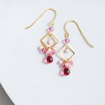 Pixy EarringsTiny, but packed with sparkle, The Pixy Earring is the perfect little luxury.
- 1.25" long- French Hooks- 14k gold plated over .925 Italian fine sterling silver- MadEarringsPARKEN JEWELRYVettedArcPixy Earrings
