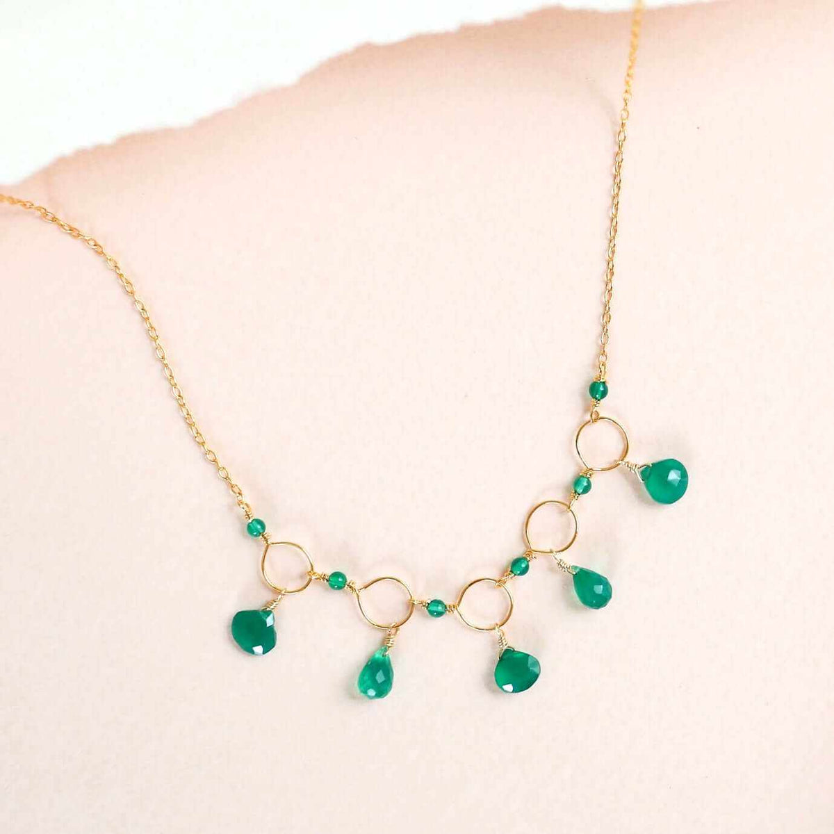 Green Onyx Mini Sparkler NecklaceDelicate, handmade gemstone chain.
- Green Onyx gemstones- 16 - 18" long with 2" extender- Spring ring clasp- 14k gold plated fine Italian sterling silver- Gift boxeNecklacesPARKEN JEWELRYVettedArcGreen Onyx Mini Sparkler Necklace