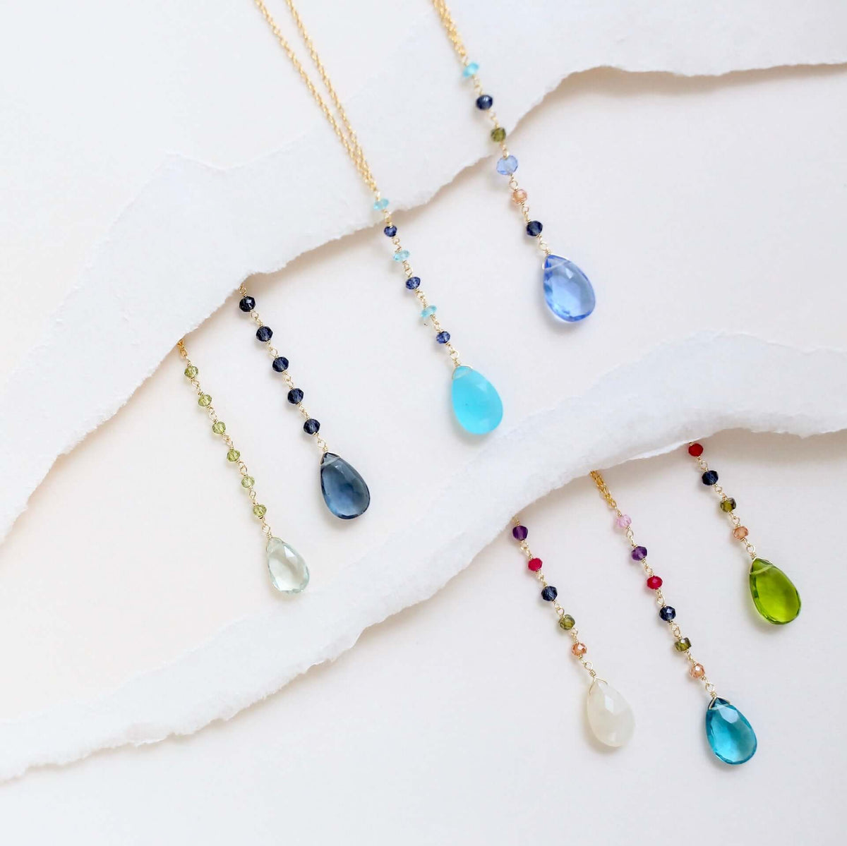 Peridot Green Quartz Yoga Pendant Necklace - GoldYoga pendants are designed for total simplicity.
- Peridot Quartz gemstones paired with multi color accent stones- 18-20" long with a 2" extender chain- Y pendant drNecklacesPARKEN JEWELRYVettedArcPeridot Green Quartz